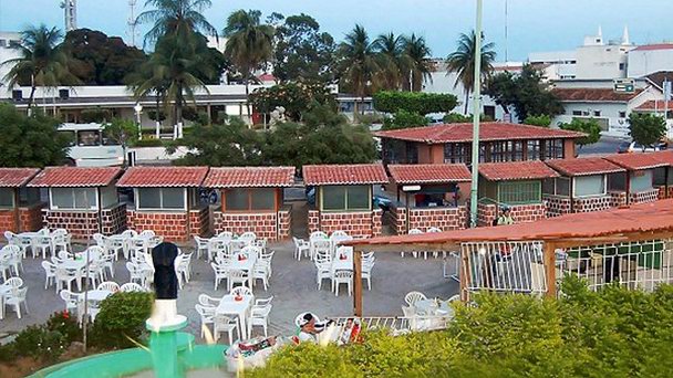 Центр-ярмарка Artesanato Celestino Gomes в Петролине