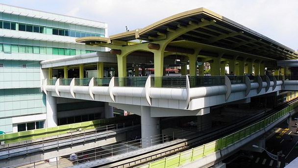 Станция Сиху в Тайпее