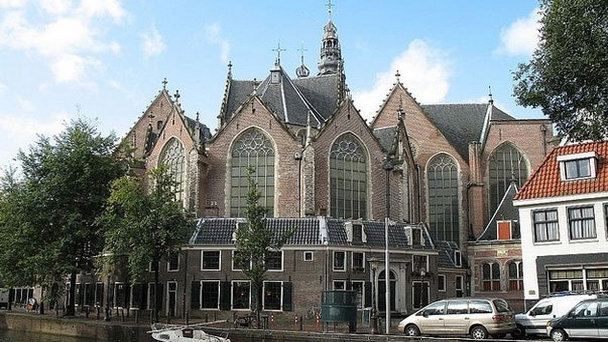 Церковь Аудекерк в Амстердаме