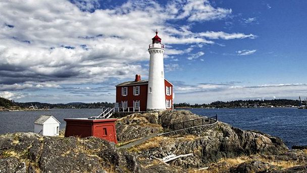 Форт Родд Хилл и маяк Фисгарда в Британской Колумбии Форт Родд Хилл и маяк Фисгарда в Британской Колумбии