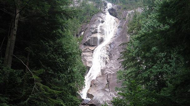 Водопад Шэннон-Фоллз в Ванкувере