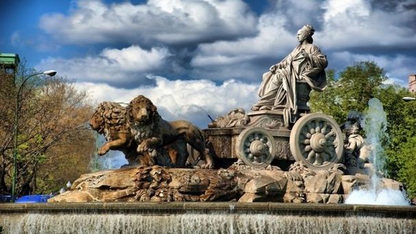 Фонтан Сибелес в Мадриде