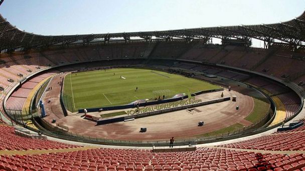 Стадион Сан-Паоло в Неаполе Стадион Сан-Паоло в Неаполе