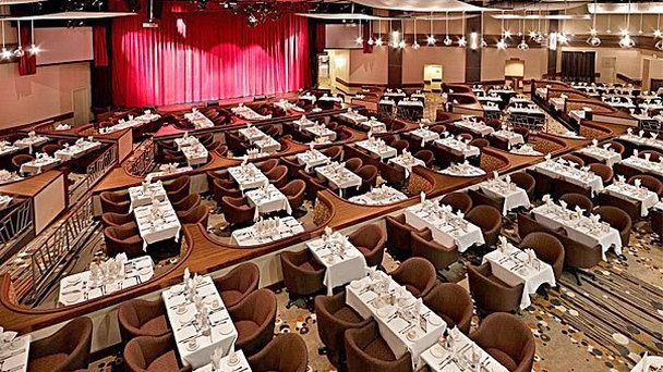 Театр-ресторан Mayfield в Эдмонтоне