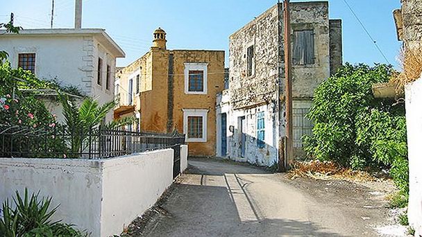 Горная деревня Агия Дека на Острове Крит