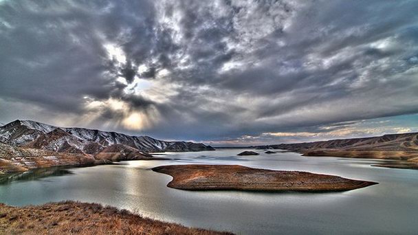 Азатское водохранилище в Ереване