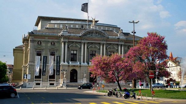 Площадь Нуве в Женеве