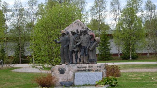 Монумент Петсамо в Лапландии