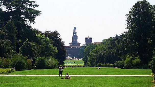 Парк Семпионе в Милане