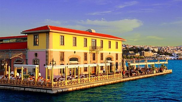 Конак Пирс в Измире