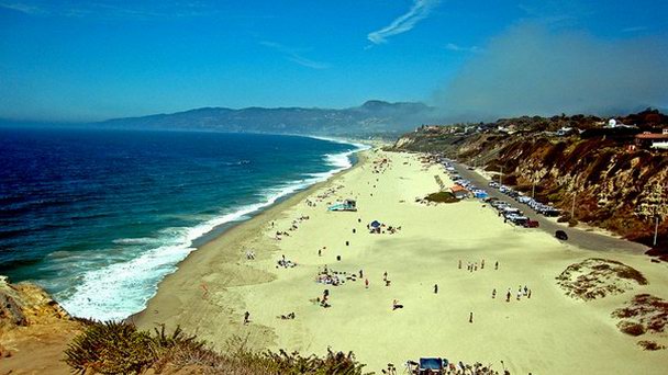 Пляж Зума в Калифорнии