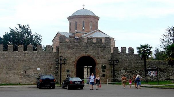 Историко-архитектурный комплекс «Великий Питиунт» в Пицунде