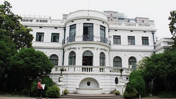 Шанхайский музей искусств и ремесел Шанхайский музей искусств и ремесел