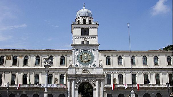 Часовая башня Адмиралтейства в Венето