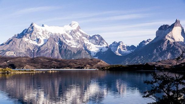 Национальный парк Торрес-Дель-Пайне в Торрес-дель-Пайне Национальный парк Торрес-Дель-Пайне в Торрес-дель-Пайне