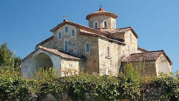 Лыхненский храм Успения Пресвятой Богородицы в Гудауте