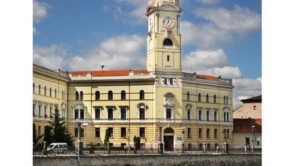 Башня мэрии города Орадя в Кришане Башня мэрии города Орадя в Кришане