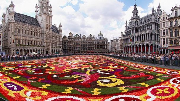 Выставка Цветочного ковра в Брюсселе в Брюсселе