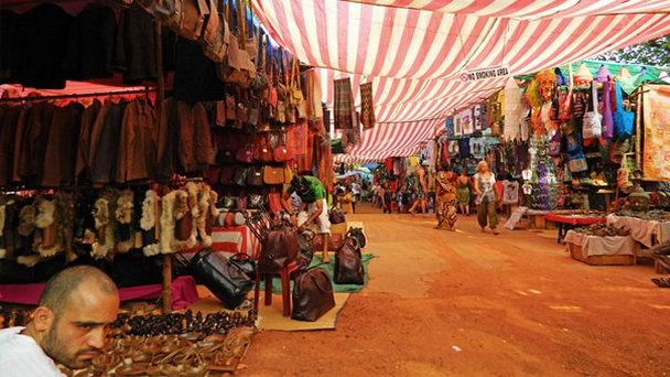 Анджунский блошиный рынок в Гоа