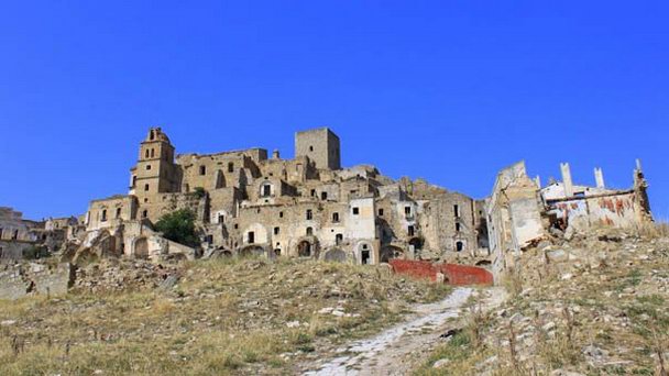 Крако в Матере