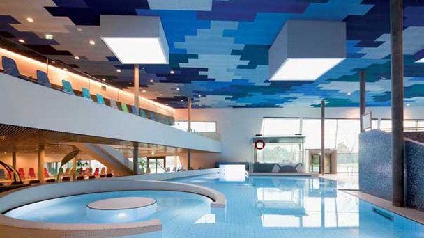 Оздоровительный комплекс Терм Оберлаа в Вене Оздоровительный комплекс Терм Оберлаа в Вене