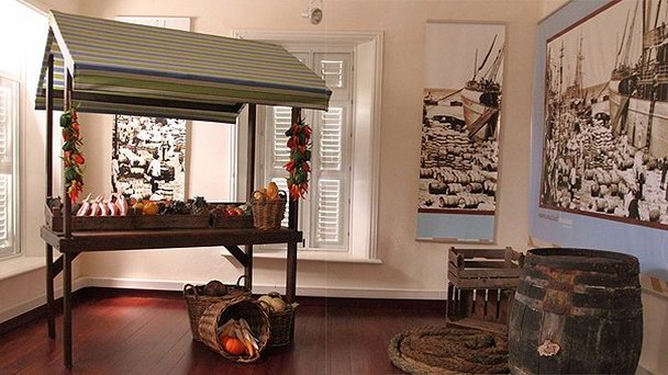 Музей денег в Анси Марселе Музей денег в Анси Марселе