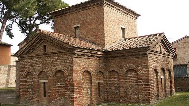 Мавзолей Галлы Плацидии в Равенне Мавзолей Галлы Плацидии в Равенне