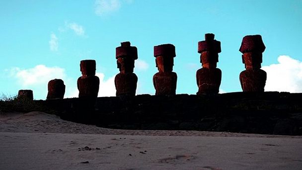 Пуна-Пау на Острове Пасхи Пуна-Пау на Острове Пасхи