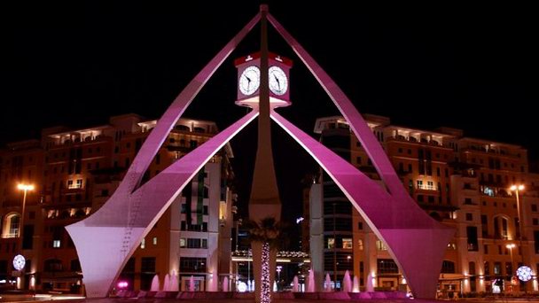 Площадь Клок Тауэр Дейра в Дубае Площадь Клок Тауэр Дейра в Дубае