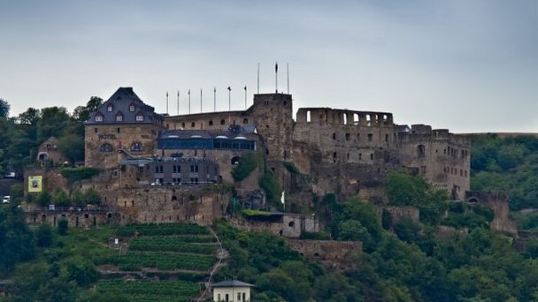 Замок Райнфелз в Рейнланд-Пфальце