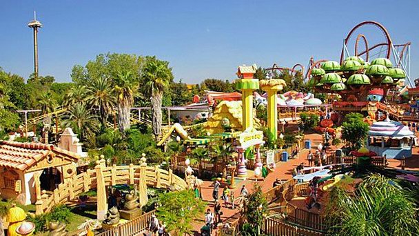 Парк развлечений Port Aventura в Коста Даураде