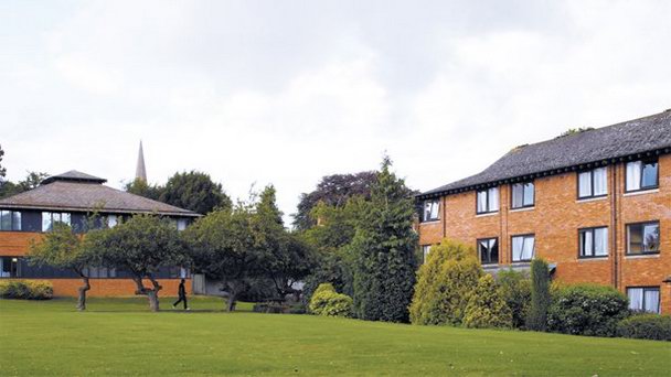 Бакингемский Университет в Англии