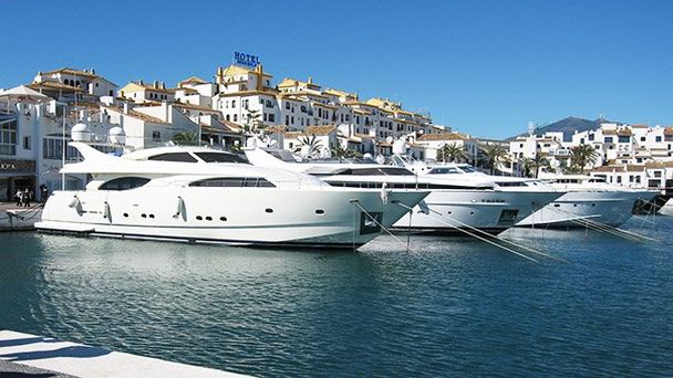 Порт Пуэрто Банус в Коста дель Соль