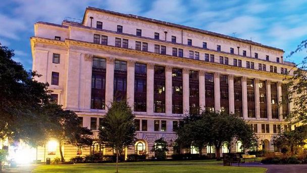 Здание Arkwright House в Англии