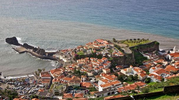 Деревня Камара де Лобос на Мадейре