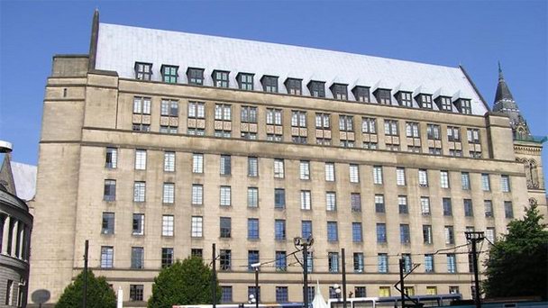 Дополнительное здание ратуши в Англии