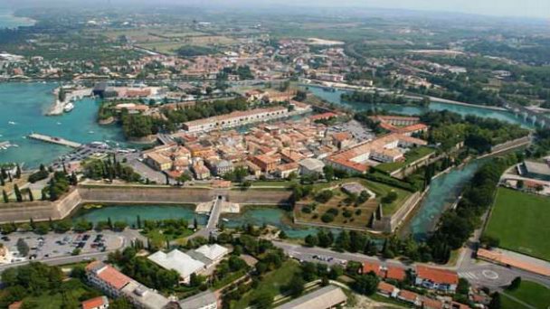 Курорт Пескьера дель Гарда на Озере Гарда