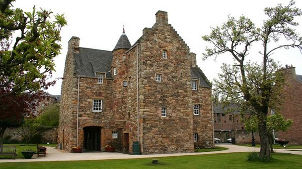 Дом королевы Марии Шотландской в Шотландии