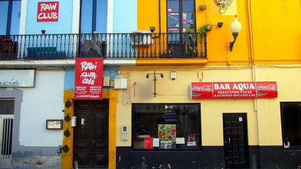 Бар Aqua в Коста дель Соль