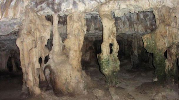 Пещера Фонтейн на Арубе