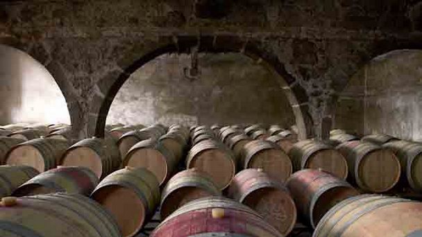 Погреб портвейна Grahams в Порту Погреб портвейна Grahams в Порту