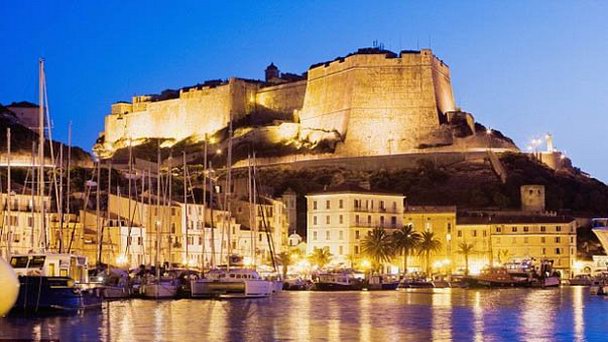 Крепость Бонифачо на Корсике