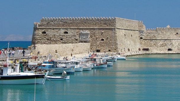 Венецианская крепость Ираклиона на Острове Крит