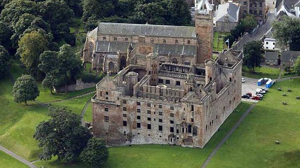 Дворец Линлитгоу (Шотландия) Дворец Линлитгоу (Шотландия)