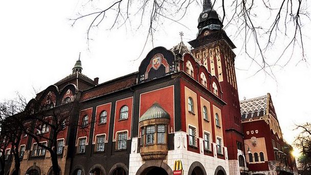 Здание мэрии Суботицы в Суботице