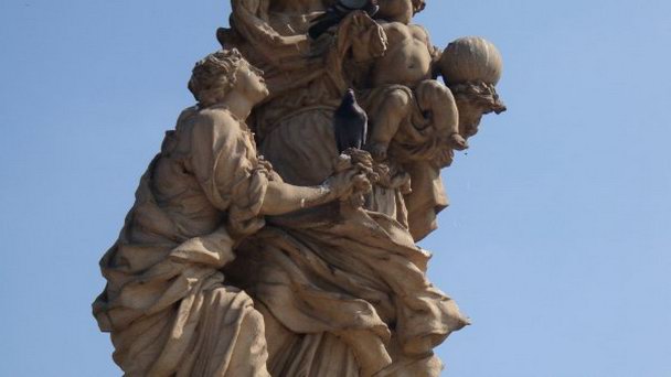 Скульптурная композиция «Св. Анна Мадонна и младенец» в Праге