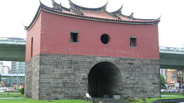 Стены Тайбея в Тайпее