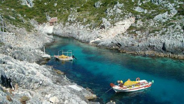 Бухта Лимнионас на Косе