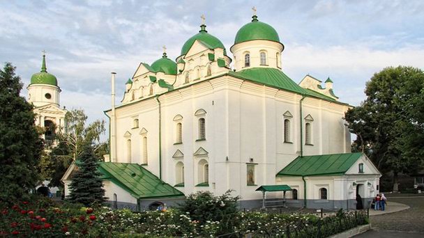 Флоровский монастырь в Киеве Флоровский монастырь в Киеве