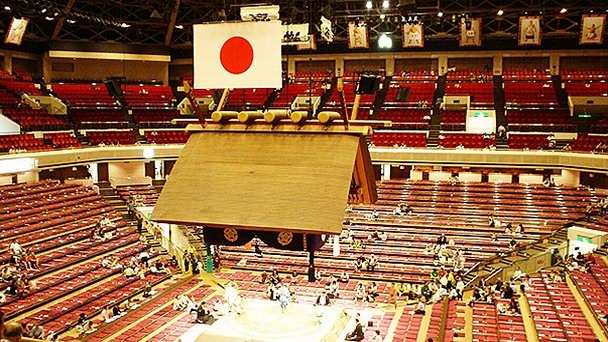 Арена cумо Рюгоку Кокугикан в Токио